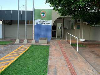 Denunciada por maus-tratos, m&atilde;e dava socos e batia em filho com faca