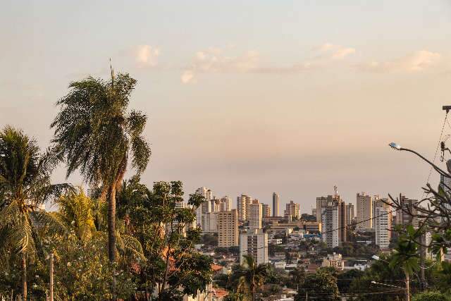 Inmet emite alerta de tempestade para Campo Grande e outras 51 cidades