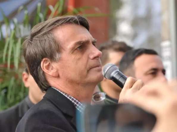Bolsonaro entregar&aacute; radares para controle a&eacute;reo e vigil&acirc;ncia na fronteira