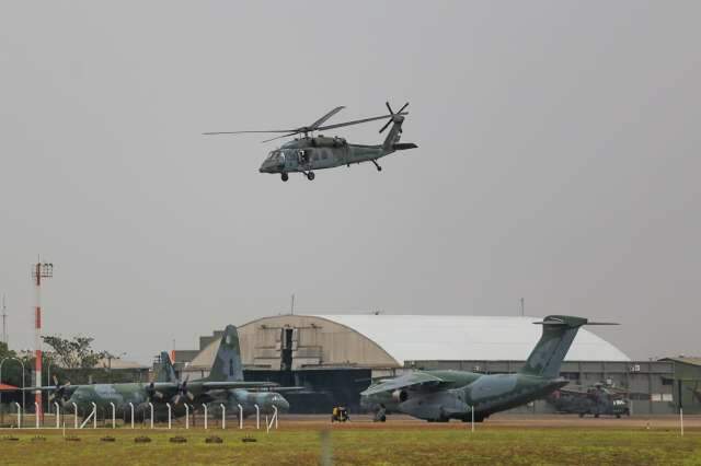 Base inicia exerc&iacute;cio com 700 militares, mas sem permitir imagens