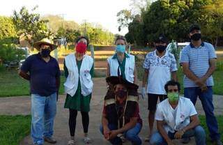 Lideranças indígenas e coodenadores do MSF durante encontro ocorrido no último dia 8. (Foto: Respeito Etnia Terena/Facebook)