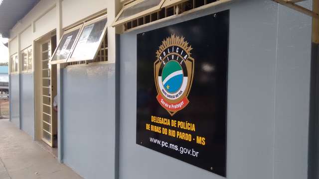 Bandidos invadem &quot;casa errada&quot; e morador &eacute; baleado durante assalto 