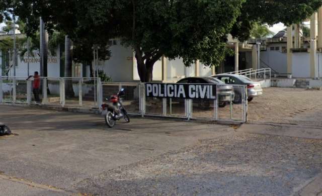 Homem de 34 anos &eacute; encontrado morto dentro de carreta em Corumb&aacute;