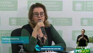 Secretária de Estado de Educação, Maria Cecília Amendola da Motta, durante transmissão ao vivo nesta tarde (Foto: Reprodução)