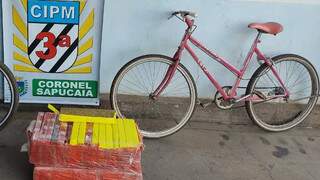 Pol&iacute;cia apreende 60Kg de maconha transportados em 2 bicicletas