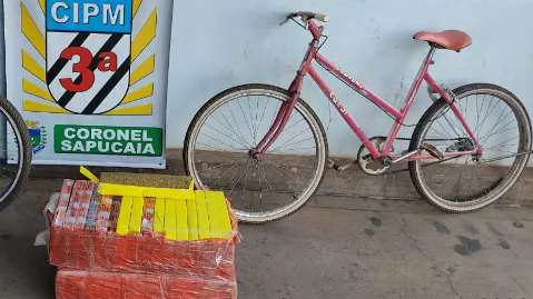 Pol&iacute;cia apreende 60Kg de maconha transportados em 2 bicicletas