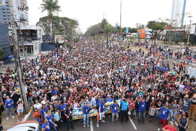 Marcha para Jesus &eacute; substitu&iacute;da por culto drive in com ingresso a R$ 25 