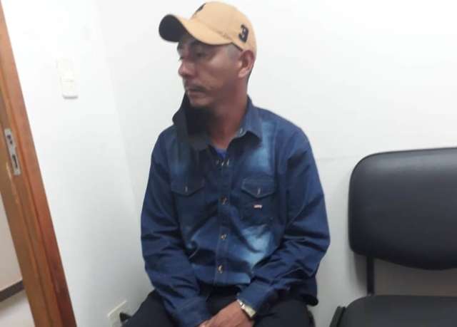 Pai de crian&ccedil;a morta ap&oacute;s estupro na fronteira se entrega &agrave; pol&iacute;cia