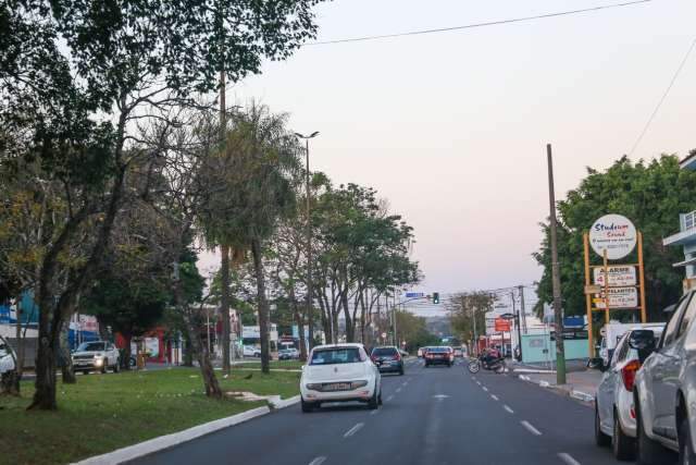 De presente para a Capital, governador anuncia entrega de hospital e &ldquo;nova&rdquo; MT 