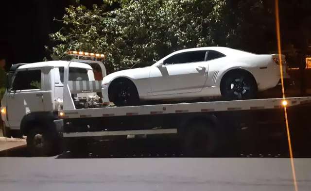 Condutor foge, mas tem Camaro apreendido ap&oacute;s fazer &quot;zerinho&quot; em avenida 