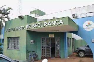 Flagrado por vizinho, ladrão é preso enquanto tentava invadir casa Flagrado por vizinho, ladrão é preso enquanto tentava invadir casa