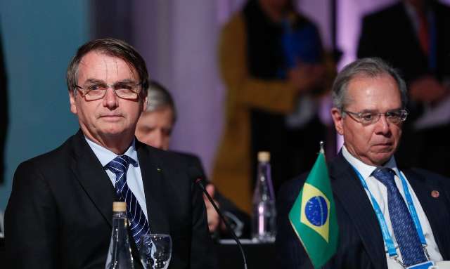 Diverg&ecirc;ncia com Bolsonaro pode derrubar Paulo Guedes?