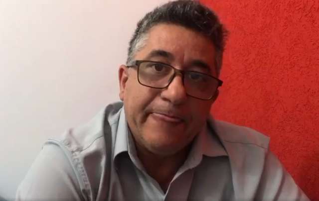 Pastor exclui v&iacute;deo e publica outro para dizer que &eacute; a favor do uso de m&aacute;scaras