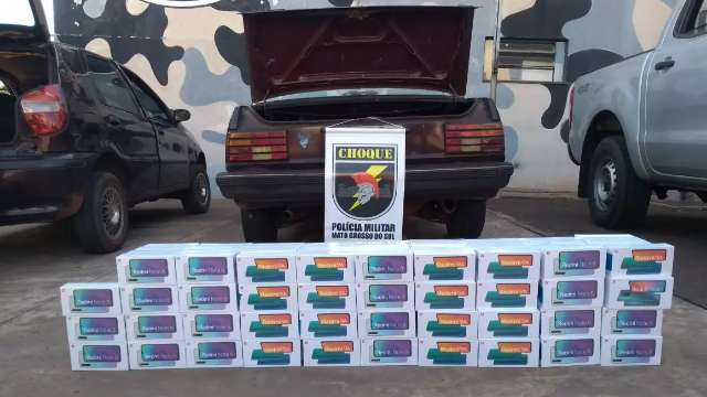 A caminho de opera&ccedil;&atilde;o, Choque apreende celulares contrabandeados