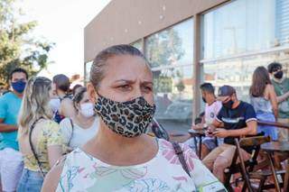 Guarda é acionada para fiscalizar aglomeração em inauguração de franquia de açaí Guarda é acionada para fiscalizar aglomeração em inauguração de franquia de açaí