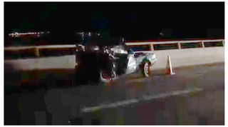 Motorista fica em estado grave ap&oacute;s ser arremessado a 100 metros em ponte