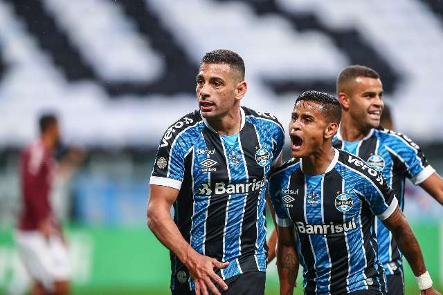 Derrotado pelo Caxias por 2 a 1, Grêmio é tricampeão Gaúcho
