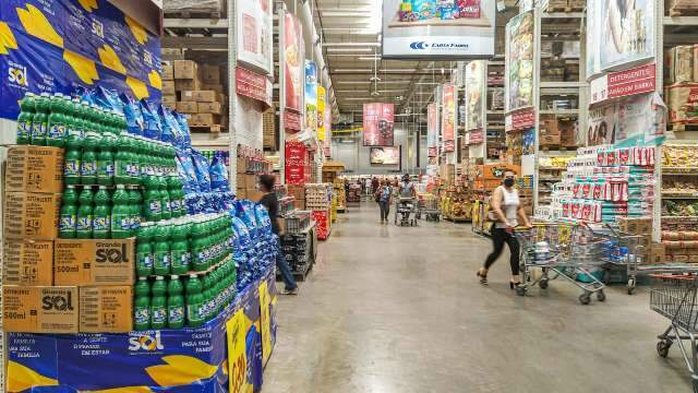 Em 3 meses, consumidor desembolsa at&eacute; 37,25% a mais por &oacute;leo e arroz