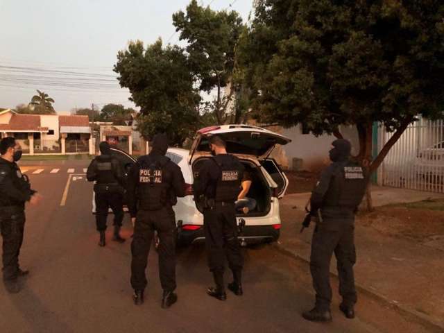 No anivers&aacute;rio do PCC, PF cumpre 122 mandados contra fac&ccedil;&atilde;o em MS