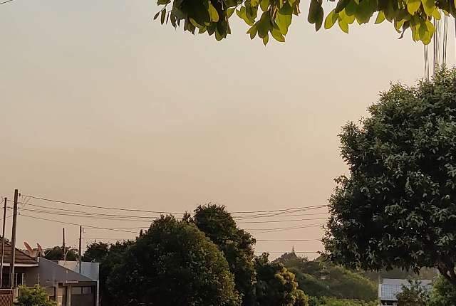 Dourados tem segundo dia com temperatura acima de 35 graus e umidade baixa