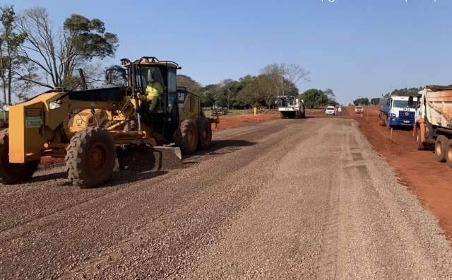 Governo inicia pavimenta&ccedil;&atilde;o de 39 km de rodovia entre Iguatemi e Japor&atilde;