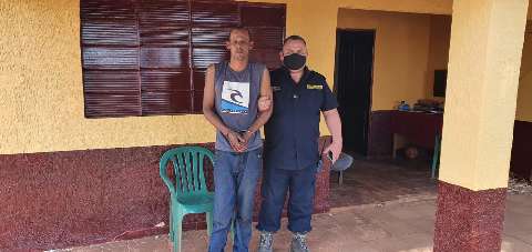 Antes de sequestro, homem bebeu cacha&ccedil;a na casa da v&iacute;tima