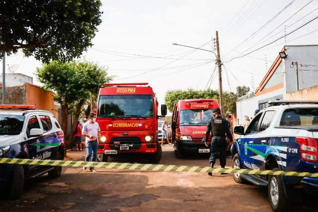 Morador que atirou em assaltantes se apresenta a pol&iacute;cia 