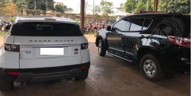 Land Rover roubada no Rio de Janeiro &eacute; recuperada na Vila Carvalho