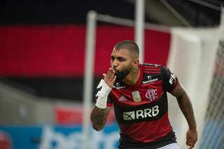Gabigol comemorando gol nos acréscimos; jogador entrou no segundo tempo e garantiu vitória (Foto: Alexandre Vidal / Flamengo)