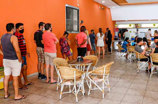 Feriado &eacute; de Afonso Pena fechada, Centro vazio e sorvete para aplacar o calor