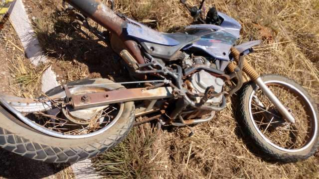 Motociclista morre ap&oacute;s colis&atilde;o com camionete em rodovia 