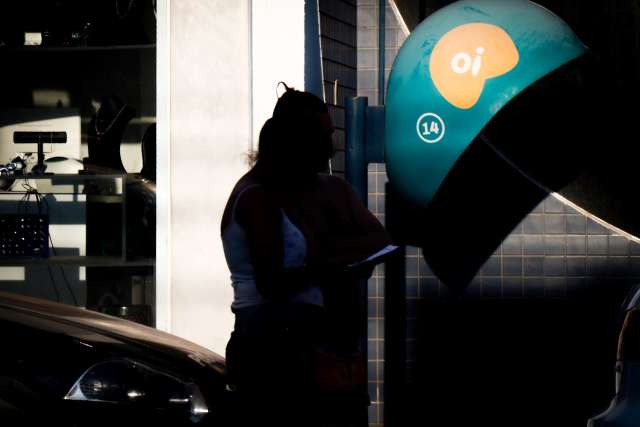 Casal tenta agredir PMs, faz filhos de &quot;escudo&quot; e acaba preso 
