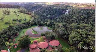 Parque Natural Municipal Salto do Sucuriú, distante apenas 3 km do centro da cidade de Costa Rica, no norte de Mato Grosso do Sul (Foto: Antonio Luz/Divulgação)
