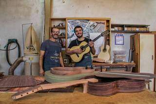 Vitorio&#39;s Luthier (Foto: Silas Lima)