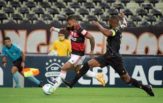 Flamengo e Ceará durante confronto em Fortaleza (Foto: Alexandre Vidal / Flamengo)