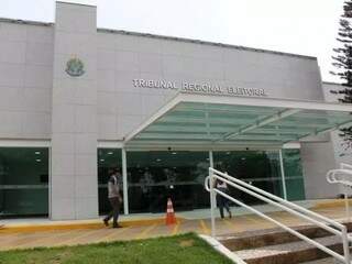 Sede do TRE-MS, que fica no Parque dos Poderes, em Campo Grande (Foto: Arquivo)