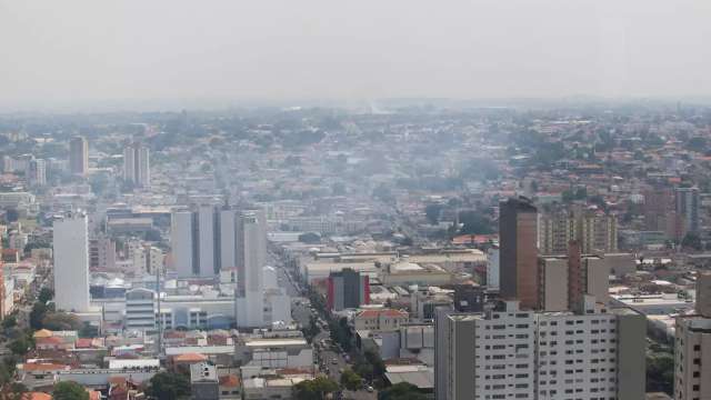 N&eacute;voa seca que cobre c&eacute;u de Campo Grande &eacute; resultado das queimadas 