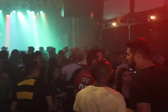 Decretos proibem pipoca em sala de cinema e qualquer tipo de dan&ccedil;a em eventos