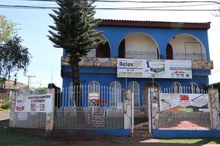 Rua Moreira Cabral, 233, Vila Planalto, plantão de atendimento de segunda a sábado. (Foto: Kisie Ainoã)