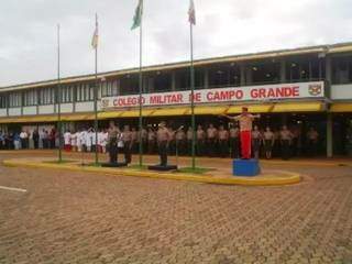 Colégio Militar em Campo Grande, durante formatura. (Foto: Arquivo Campo Grande/News)