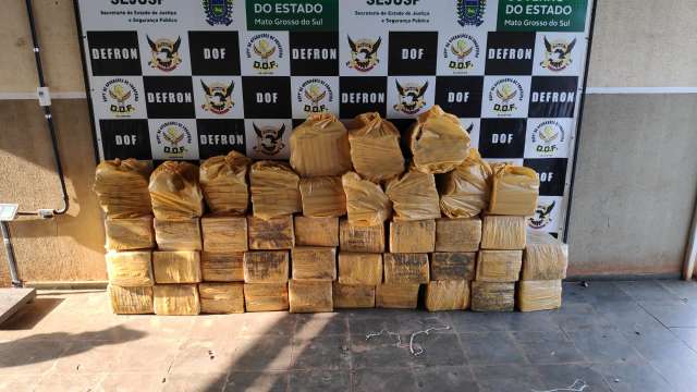 Entreposto do tr&aacute;fico em sitioca escondia uma tonelada de maconha
