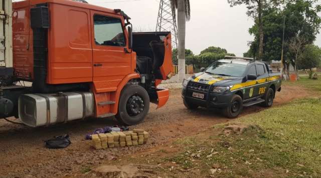 Coca&iacute;na avaliada em R$ 5,7 milh&otilde;es &eacute; apreendida em carreta abordada na BR-262