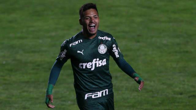 Tite convoca revelação do Palmeiras para estreia nas Eliminatórias da Copa