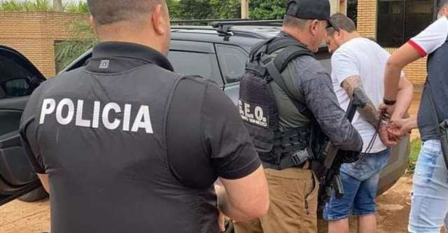 Gerente da m&aacute;fia do cigarro em MS, que vigiava policiais, &eacute; preso na fronteira
