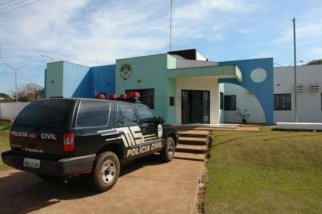 Briga em fazenda termina com mulher ferida e homem morto a golpes de canivete