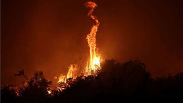 Ministério oferece ajuda para bancar custos de bombeiros enviados ao Pantanal