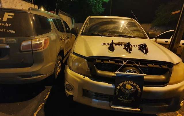Trio que fez fam&iacute;lia ref&eacute;m em assalto morre em troca de tiros com o DOF