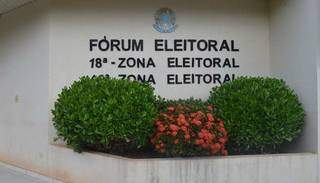 Fórum Eleitoral em Dourados (Foto: Wender Carbonari - Dourados News)