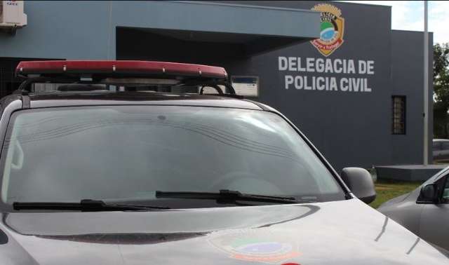 Homem &eacute; preso por estuprar as 3 filhas e engravidar uma delas