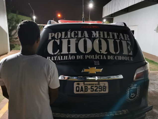 Ladr&atilde;o confessa acordar todo dia 5h para roubar em ponto de &ocirc;nibus 